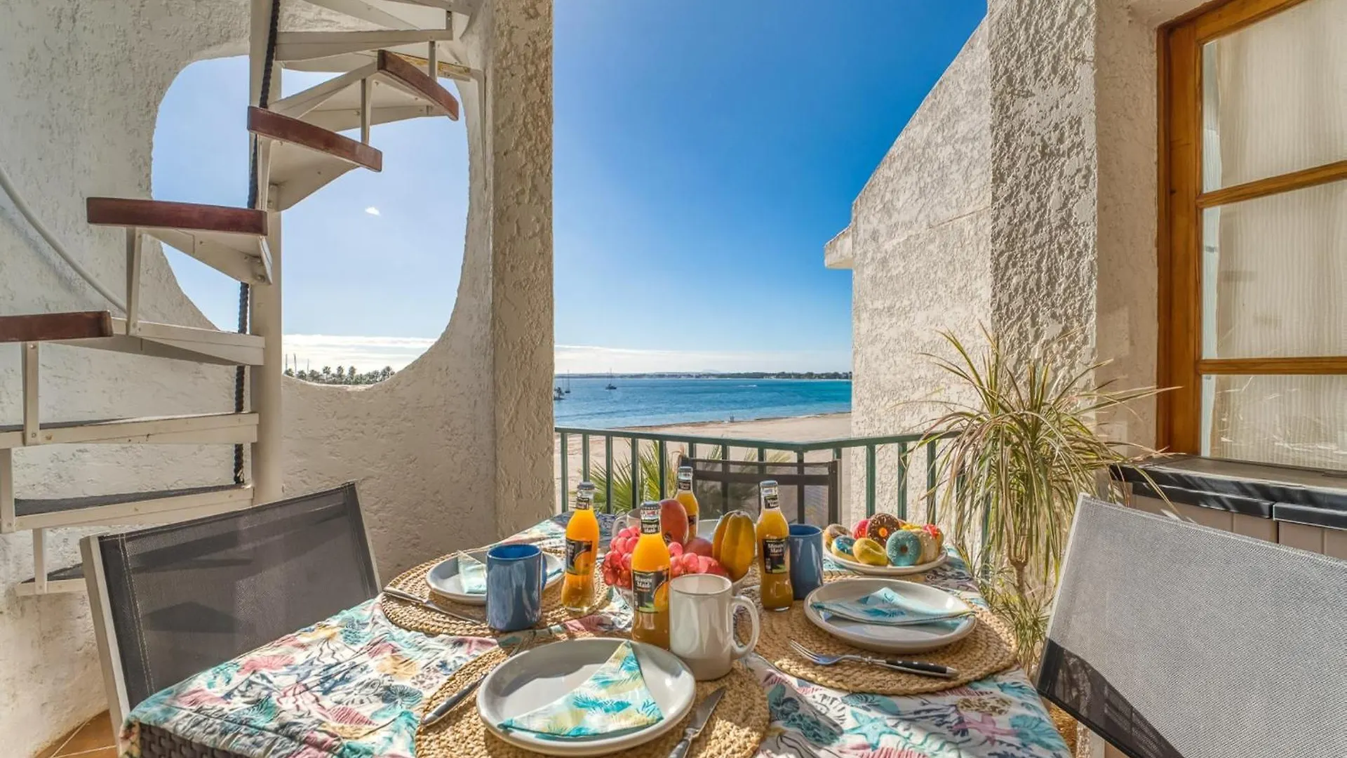 Apartment With Private Roof Terrace Port de Alcudia  Spanien